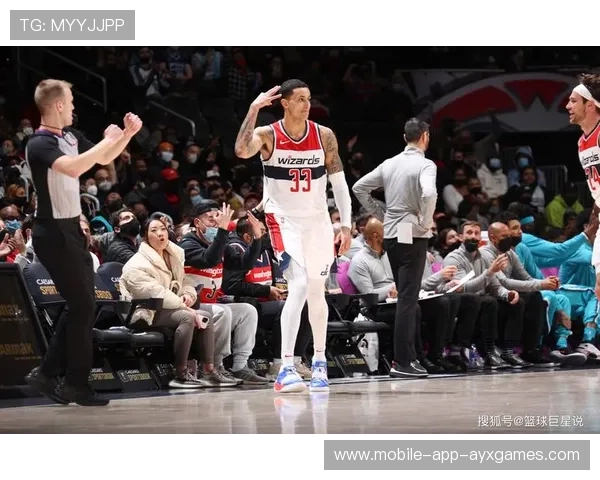 库兹马强突制造关键机会,华盛顿打出连续攻势 库兹马强突制造关键机会,华盛顿打出连续攻势