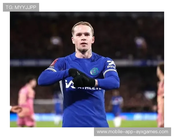 切尔西反抢后快速推进,穆德里克推射偏了 切尔西反抢后快速推进,穆德里克推射偏了